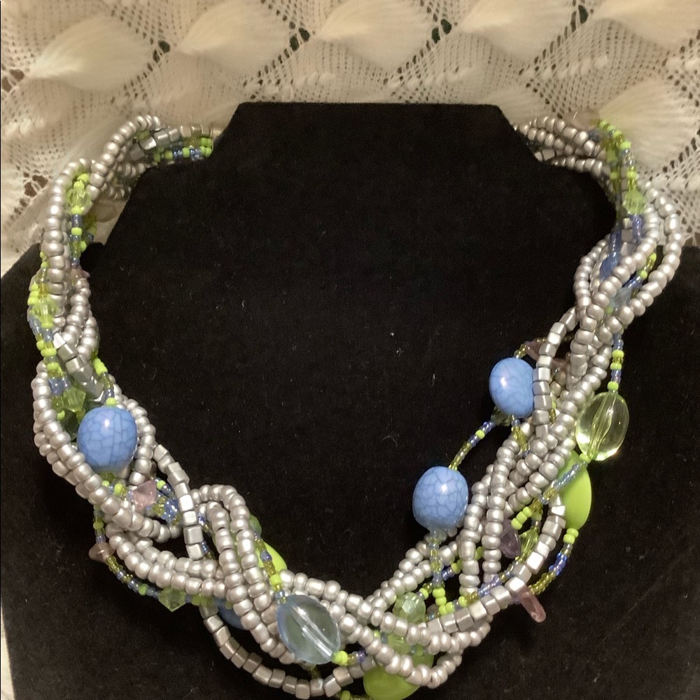 18” braided silver, green, & blue beaded necklace - Picture 2 of 5